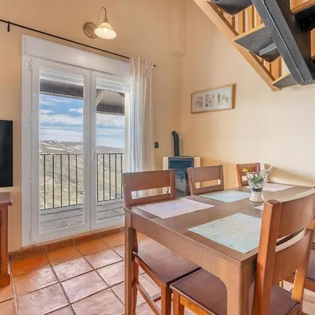 アパート Vista Nevada シエラネバダ